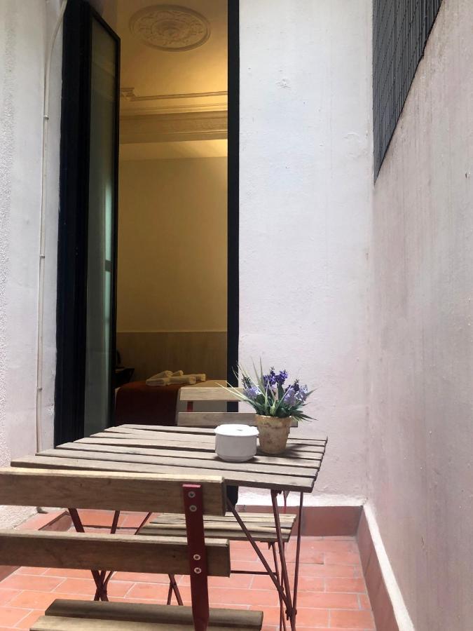 Hostal Live Natura Barcelona (Adults Only) Kültér fotó
