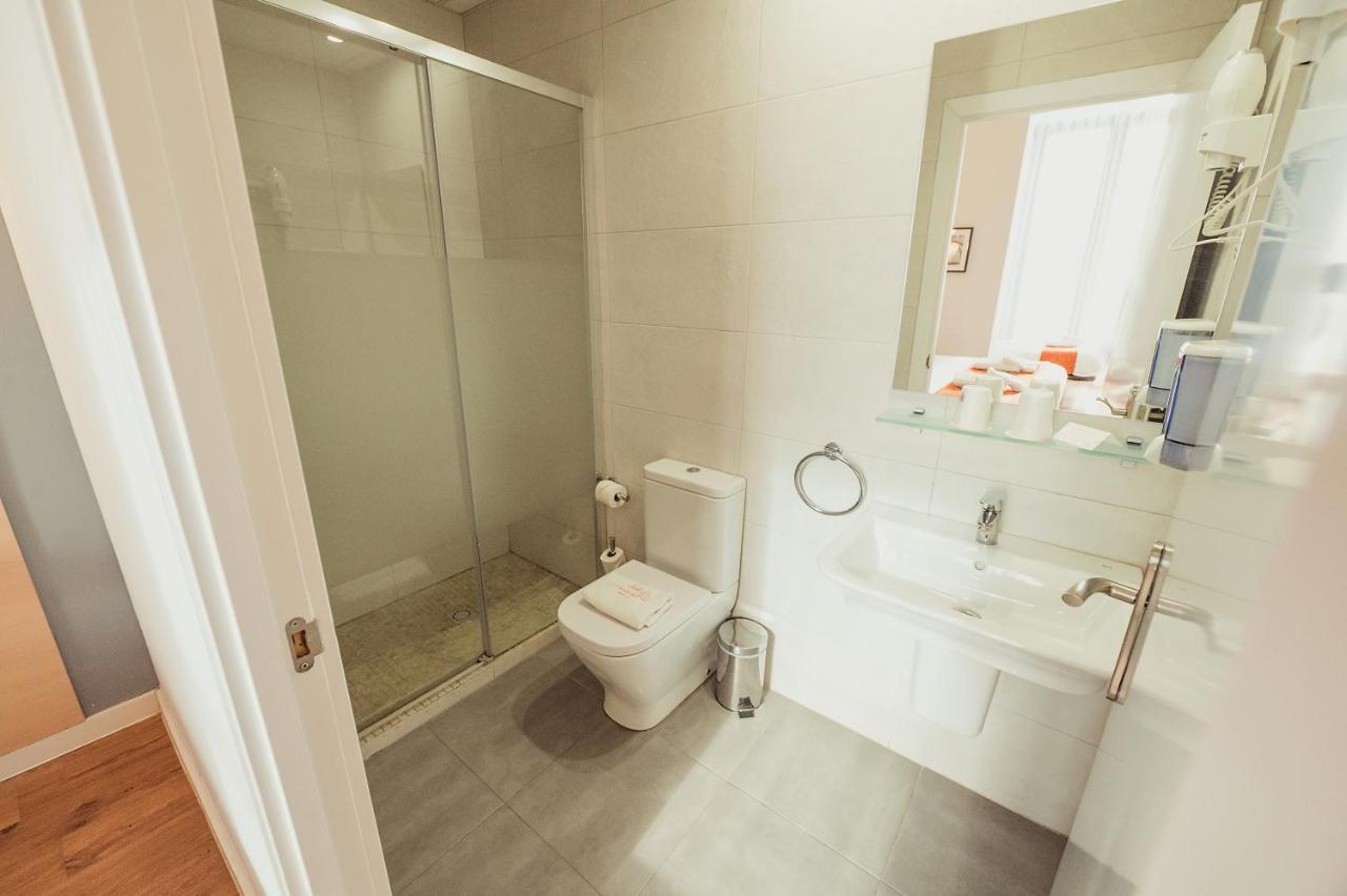Hostal Live Natura Barcelona (Adults Only) Kültér fotó