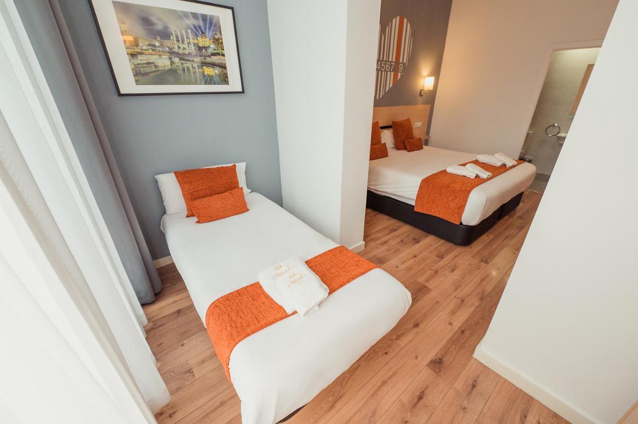 Hostal Live Natura Barcelona (Adults Only) Kültér fotó